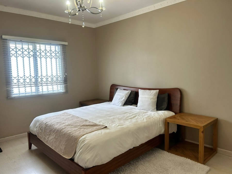 5 Bedroom Property for Sale in Nahoon Valley Park Eastern Cape